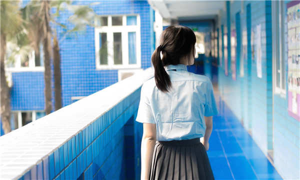 吉利如何找到一个可以帮助我生孩子的女人？